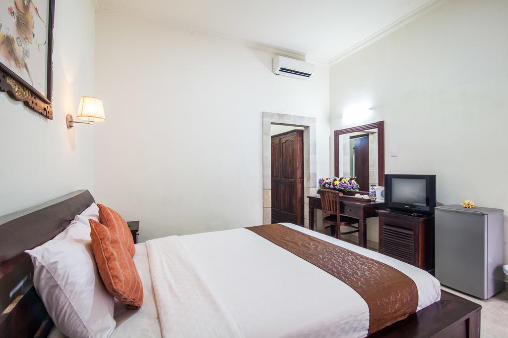 Puri Yuma Hotel Denpasar Exterior foto