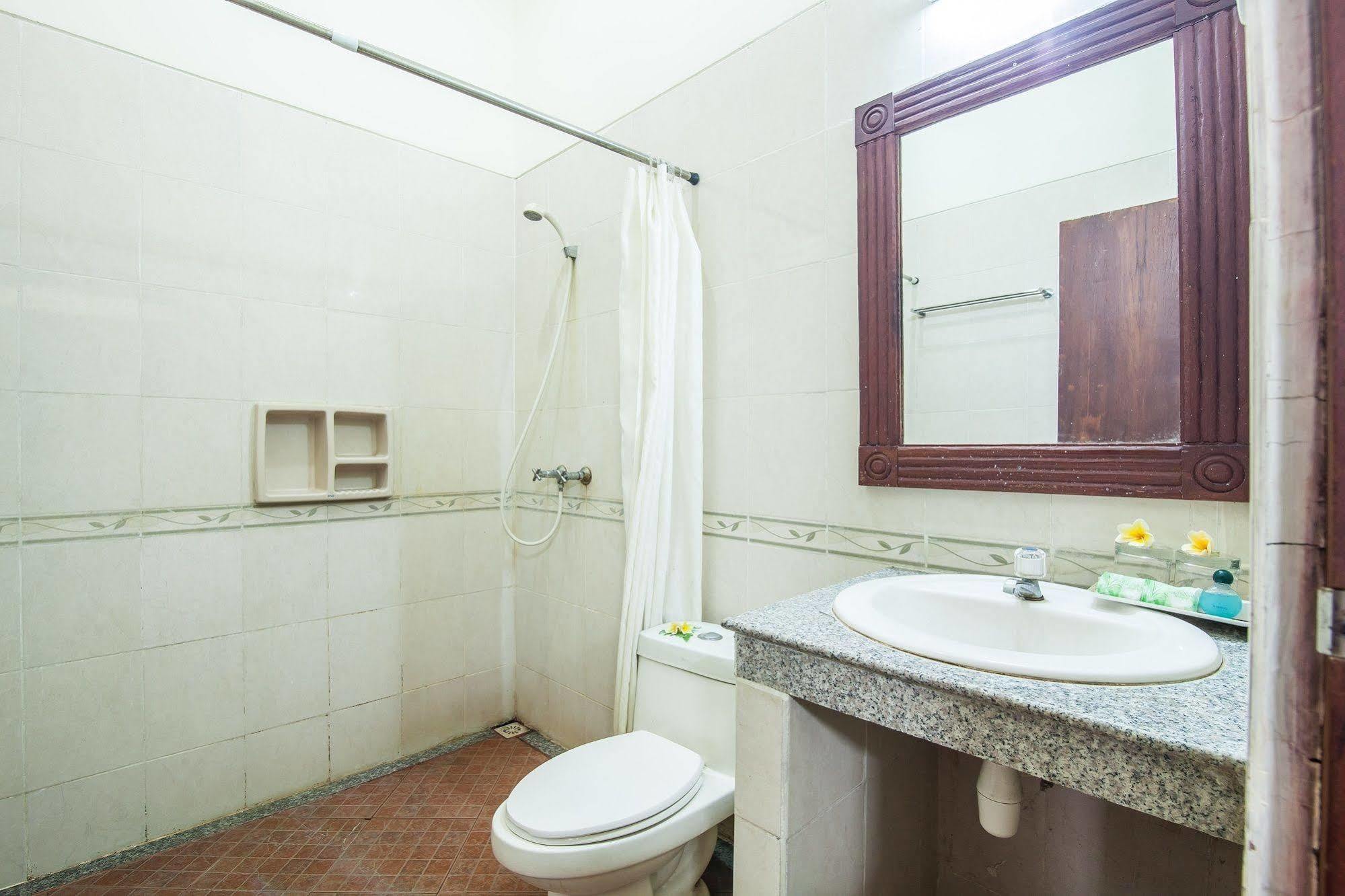 Puri Yuma Hotel Denpasar Exterior foto