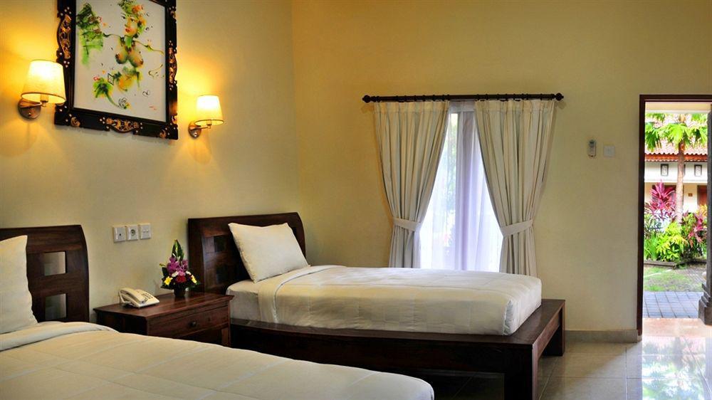Puri Yuma Hotel Denpasar Exterior foto