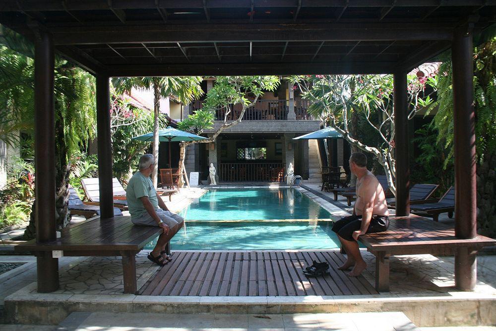 Puri Yuma Hotel Denpasar Exterior foto